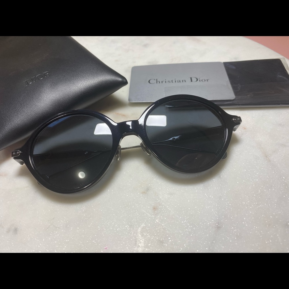 Christian Dior sunglasses - Picture 2 of 7
